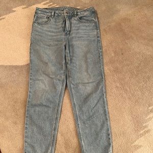 American Eagle Mom Jean Strigid Size 8 Short